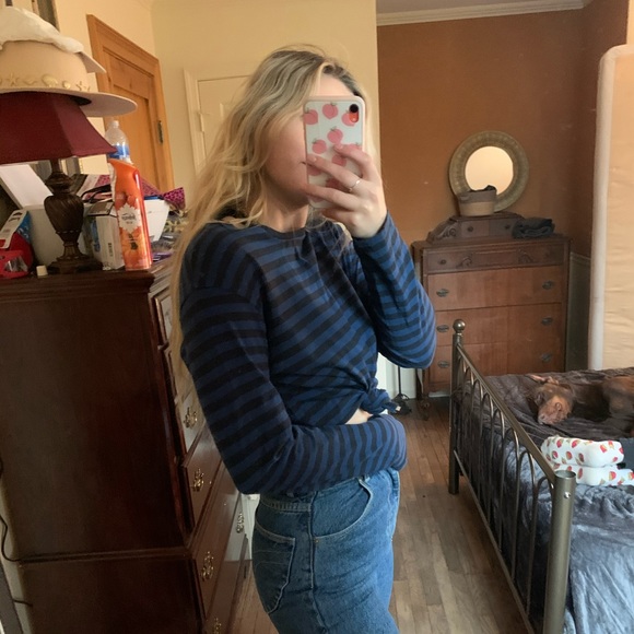 CEDAR WOOD LONG SLEEVE - Picture 5 of 8